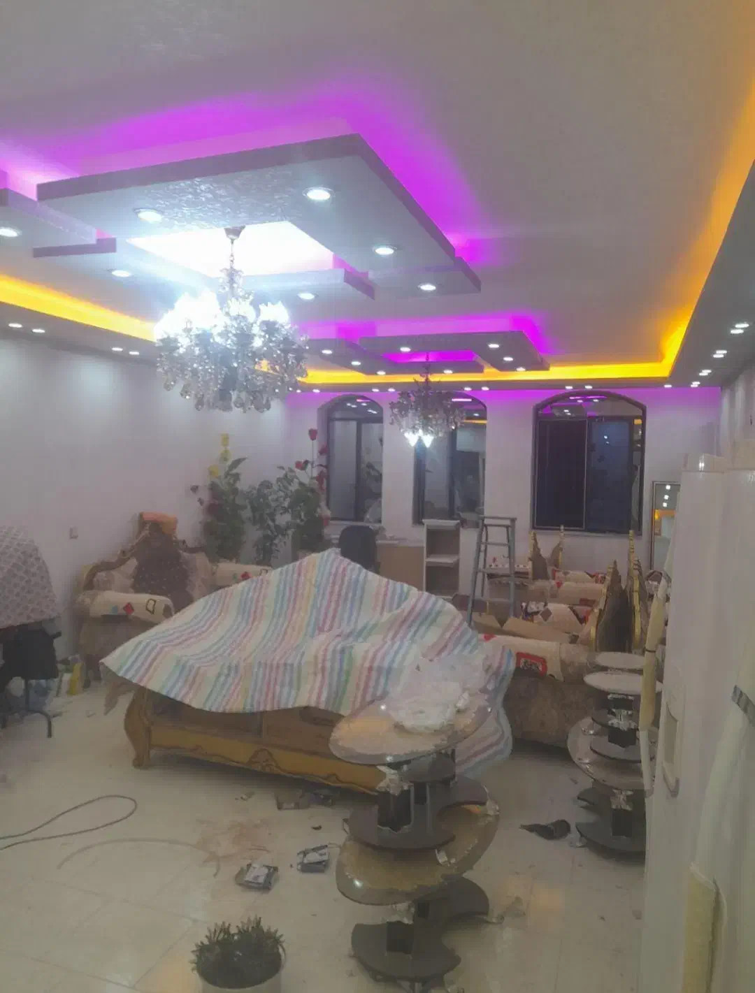 سیم کشی ساختمان|خدمات پیشه و مهارت|ارومیه, |دیوار