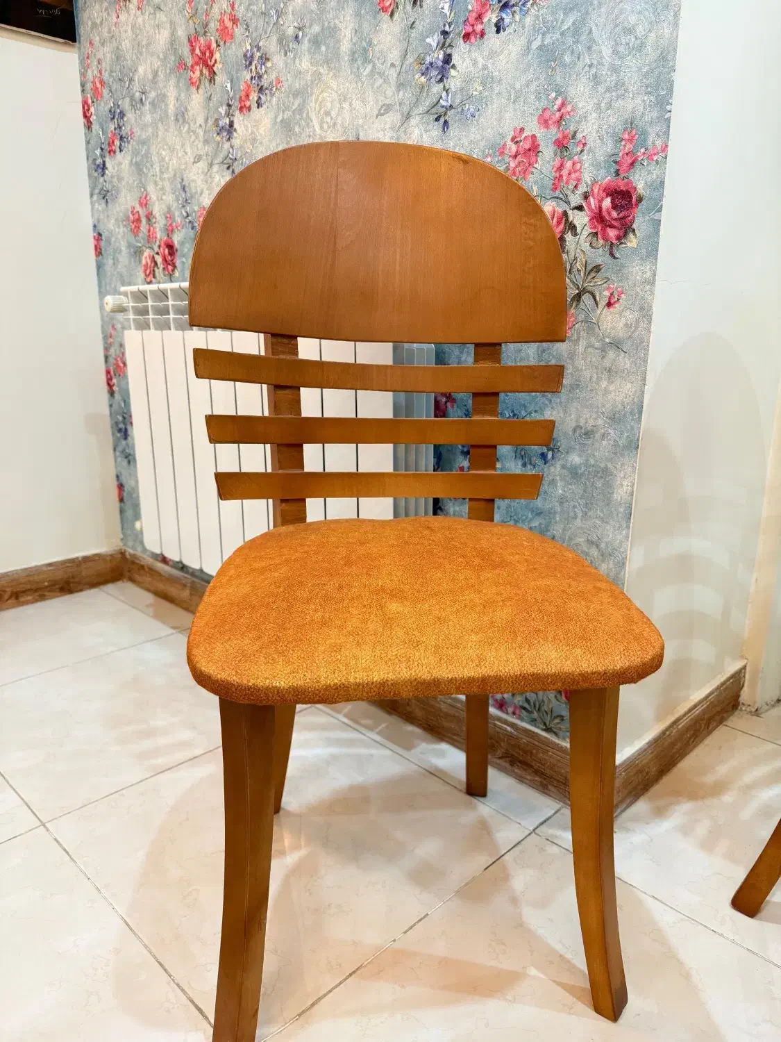 میز ناهارخوری گرد چوبی + 4 عدد صندلی|میز و صندلی غذاخوری|تهران, جیحون|دیوار