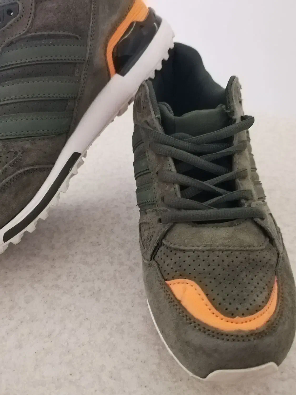 کفش|کیف، کفش، کمربند|جلفا, |دیوار