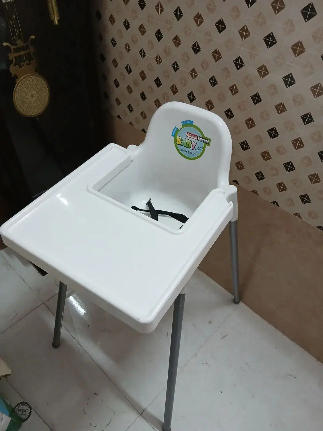 صندلی کودک بزرگ  و صندلی یا توالت فرنگی کوچک|اسباب و اثاث بچه|محمدیه-قزوین, |دیوار