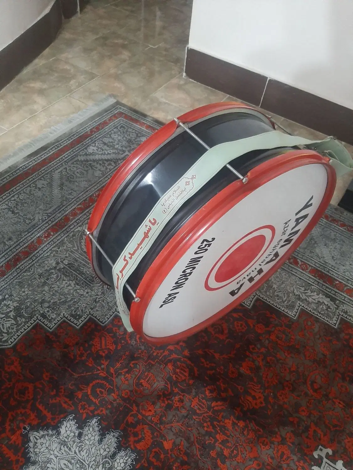 طبل|درام و پرکاشن|بندر گز, |دیوار