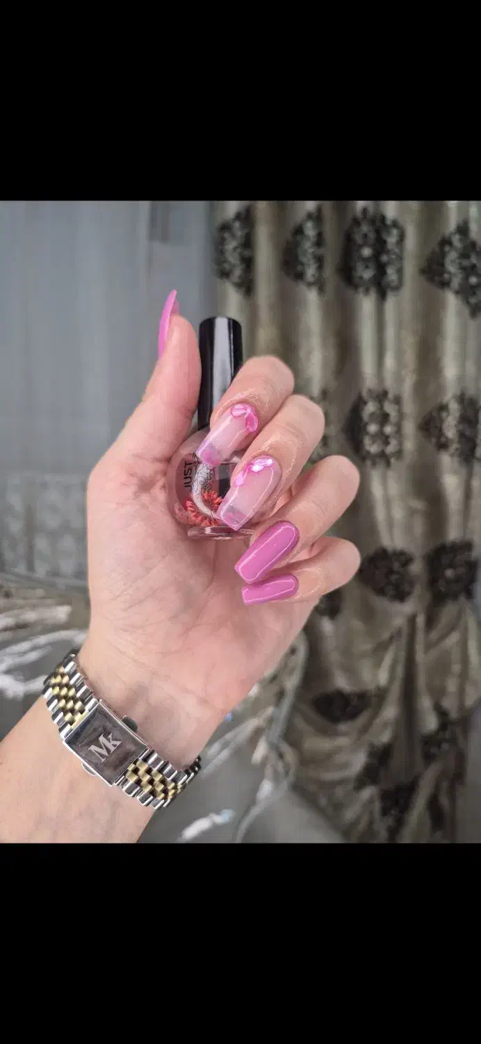 آموزش و کاشت ناخن|خدمات آرایشگری و زیبایی|سبزوار, پاسداران|دیوار