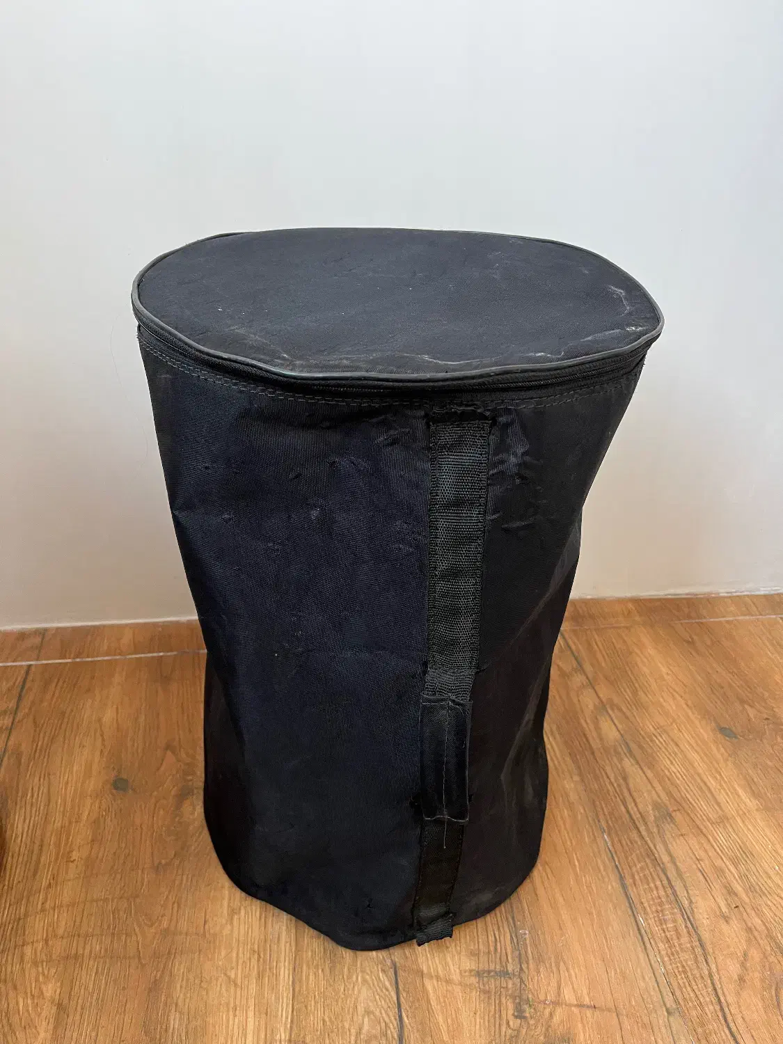 تنبک اصفهان شیرانی نو|سازهای سنتی|زنجان, |دیوار