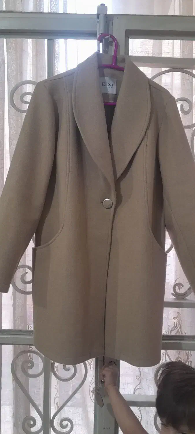 پالتو فوتر|لباس|رباطکریم, نصیرشهر|دیوار