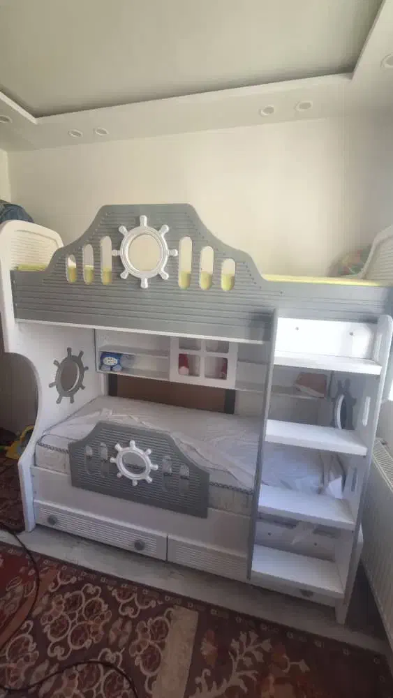 تخت دوطبقه نوجوان نو بدون تشک|تخت و سرویس خواب|پردیس, فاز ۱|دیوار