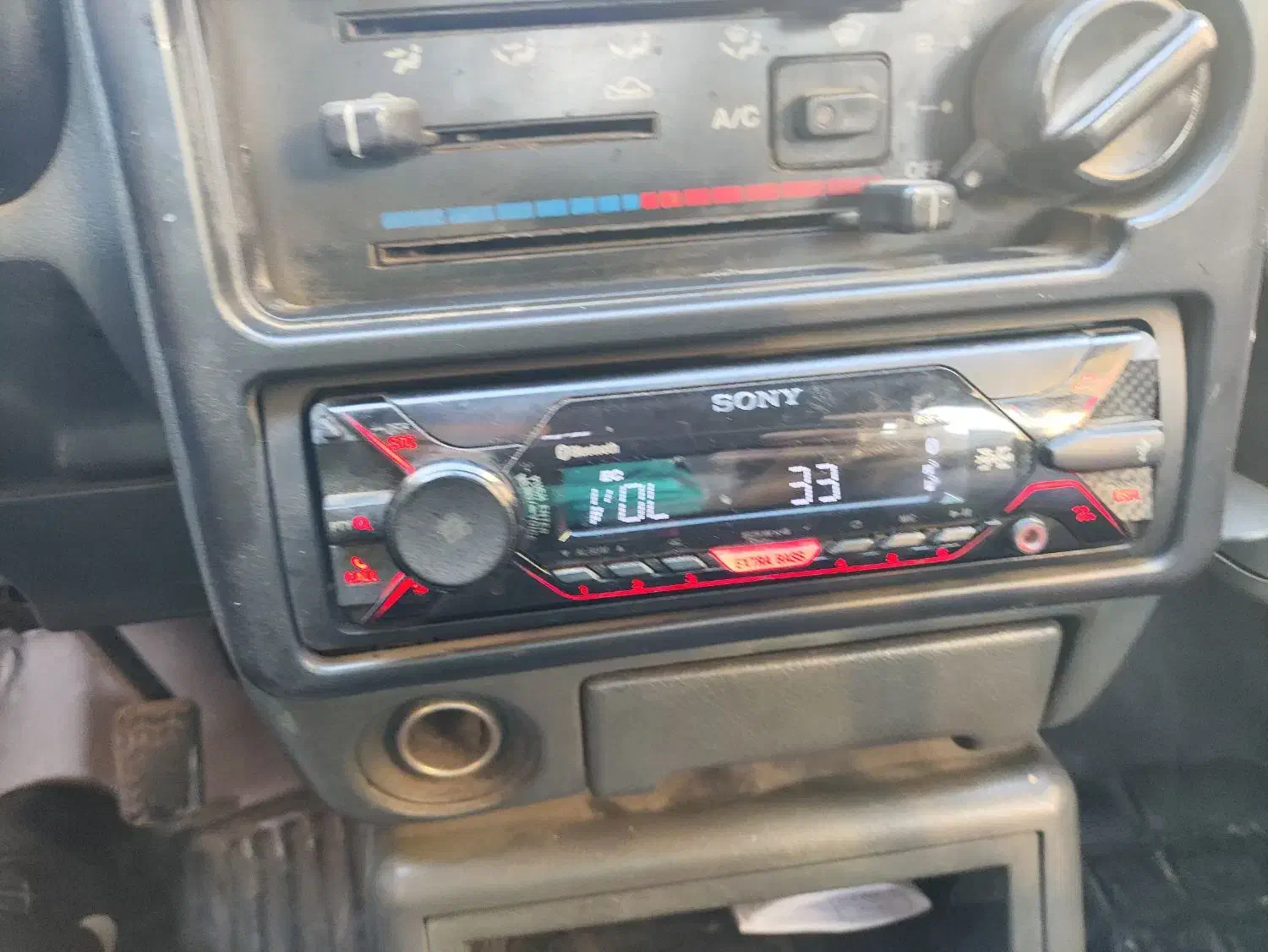 ضبط سونی 410bt در حد نو|قطعات یدکی و لوازم جانبی|رباط‌کریم, شترخوار|دیوار