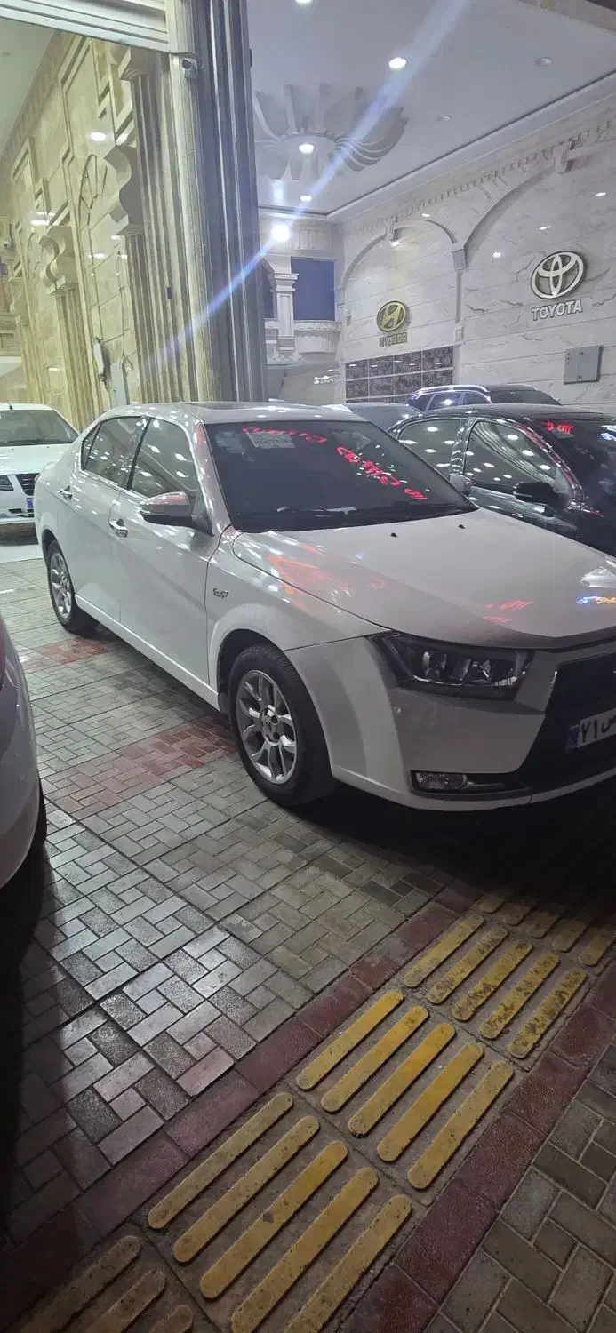 دنا اپشنال 1403|خودرو سواری و وانت|برازجان, |دیوار