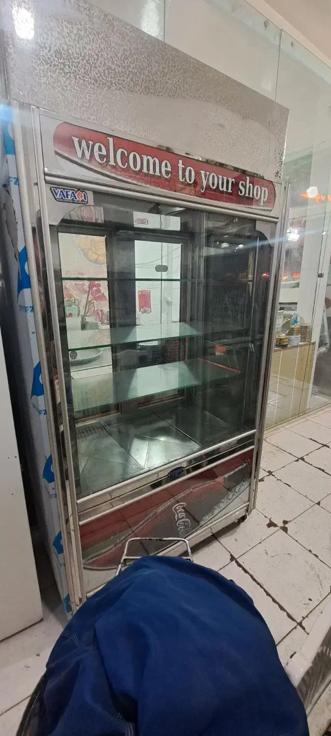 یخچال ایستاده ویترینی|فروشگاه و مغازه|قم, ولیعصر|دیوار