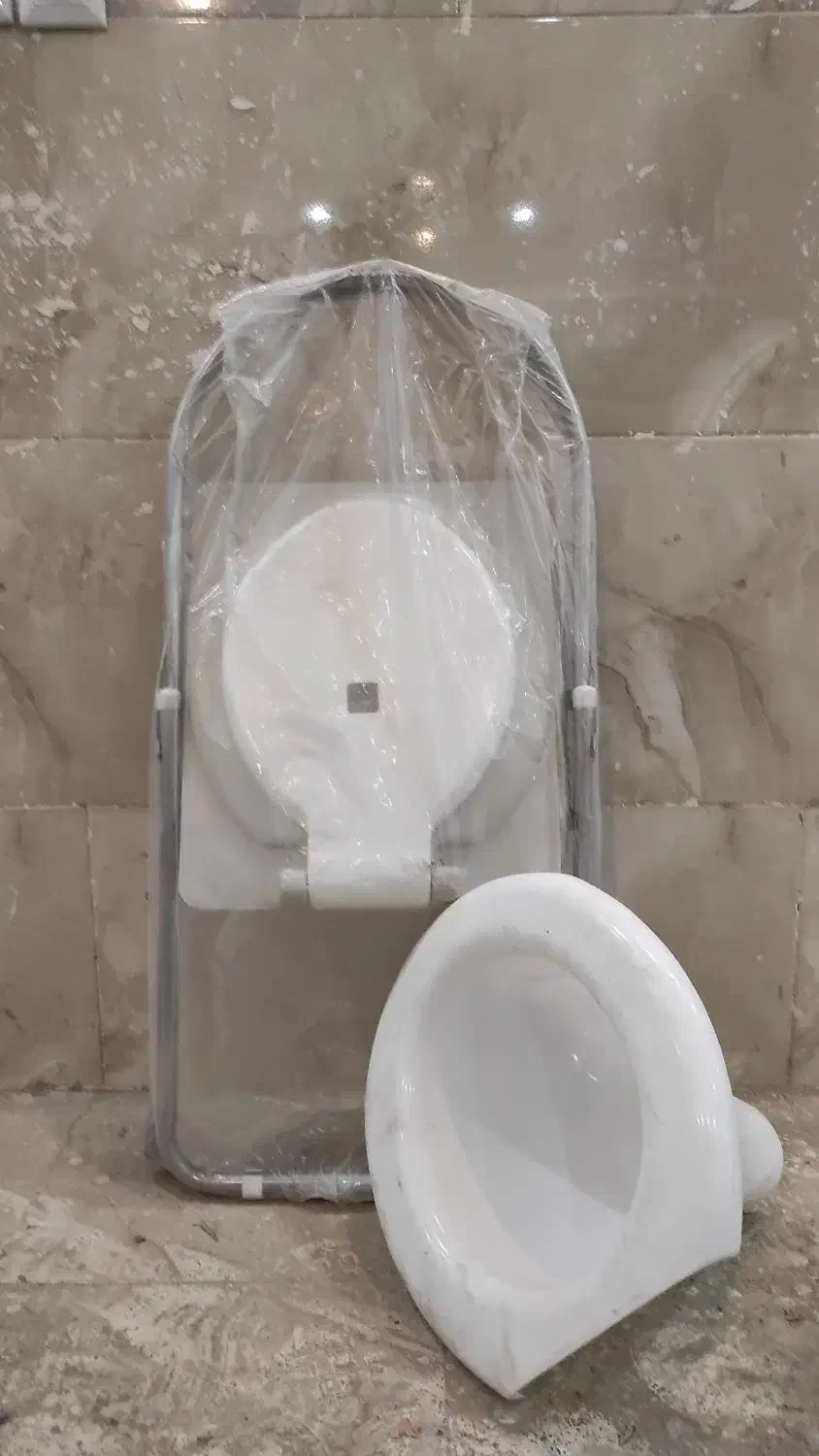 صندلی سرویس فرنگی|لوازم سرویس بهداشتی|صفادشت, |دیوار