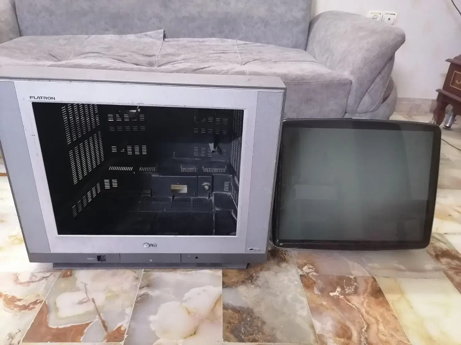 قاب تلویزیون الجی|تلویزیون و پروژکتور|مشهد, کوثر|دیوار