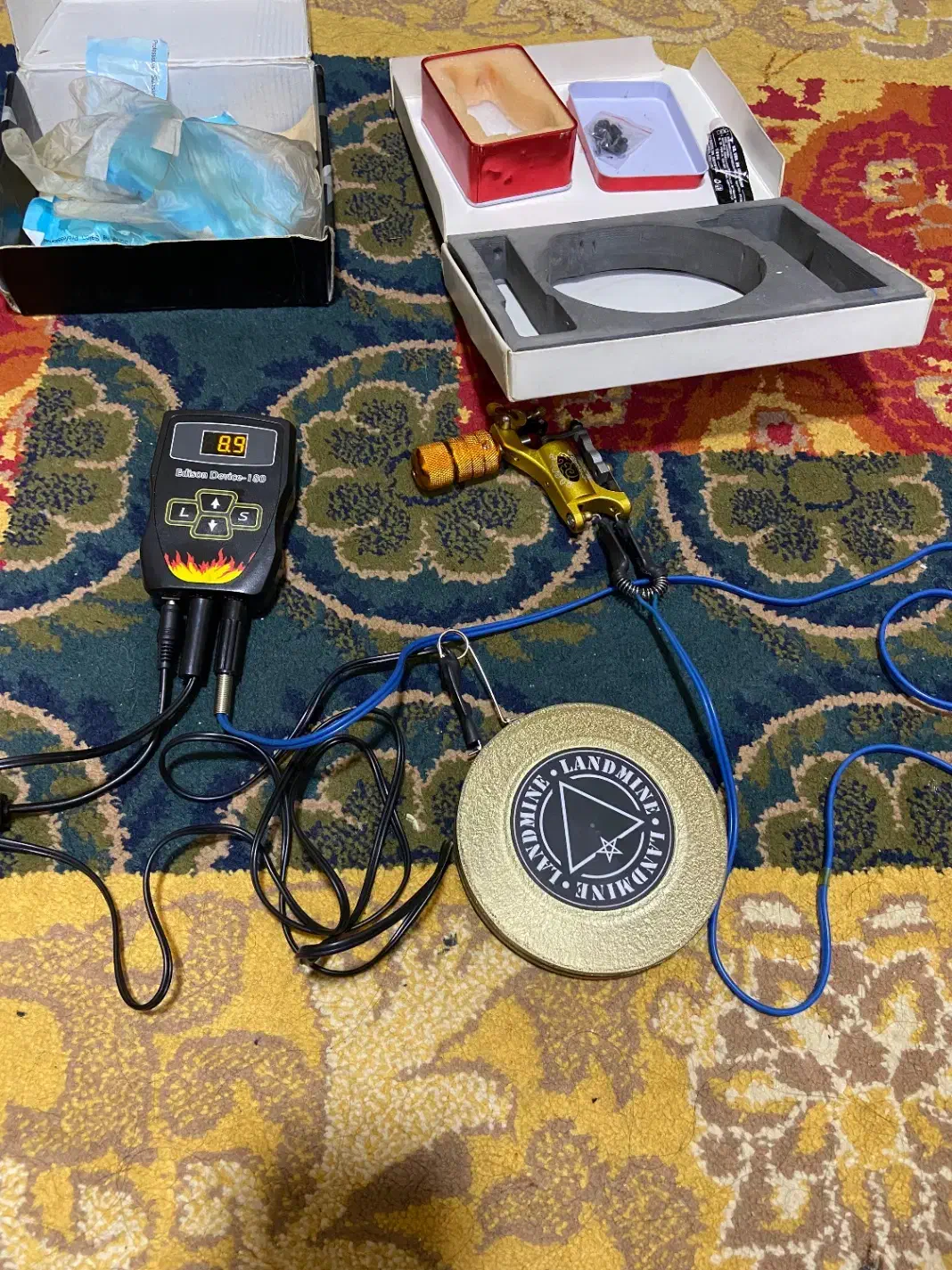 دستگاه تتو بدن|آرایشگاه و سالن‌های زیبایی|مشهد, نیروی هوایی|دیوار