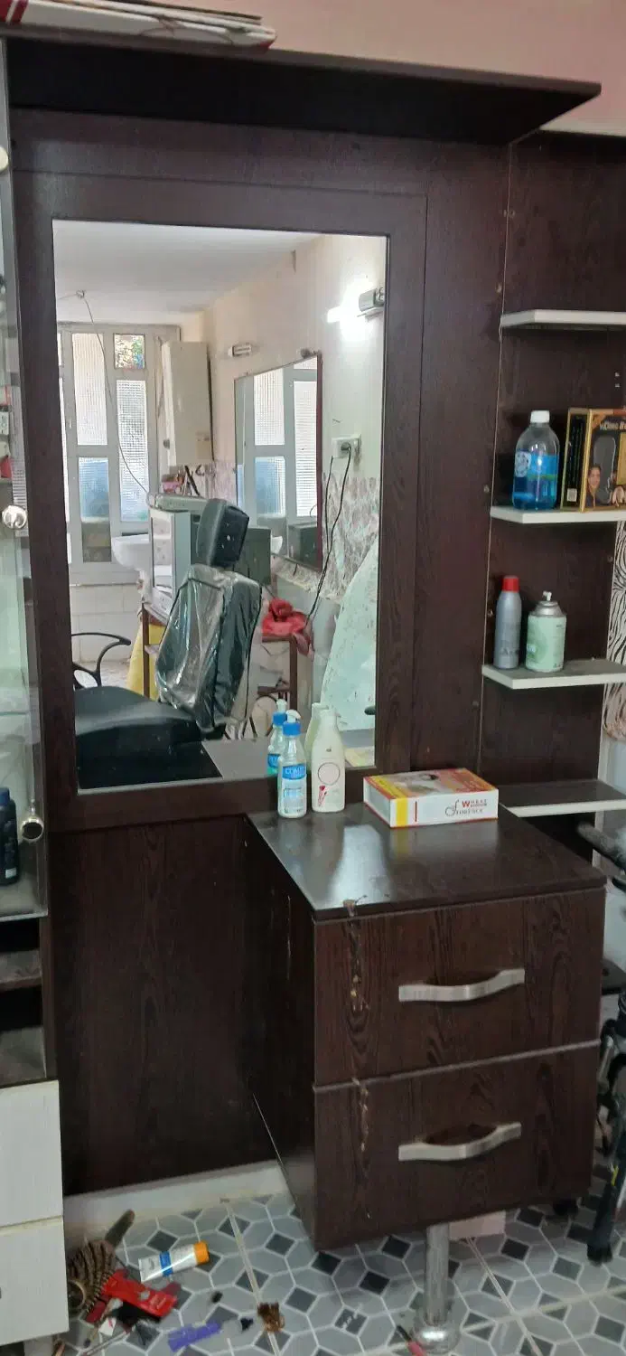 لوازم وتجهیزات آرایشگاه  با قیمت مناسب|آرایشگاه و سالن‌های زیبایی|فاضل آباد, |دیوار