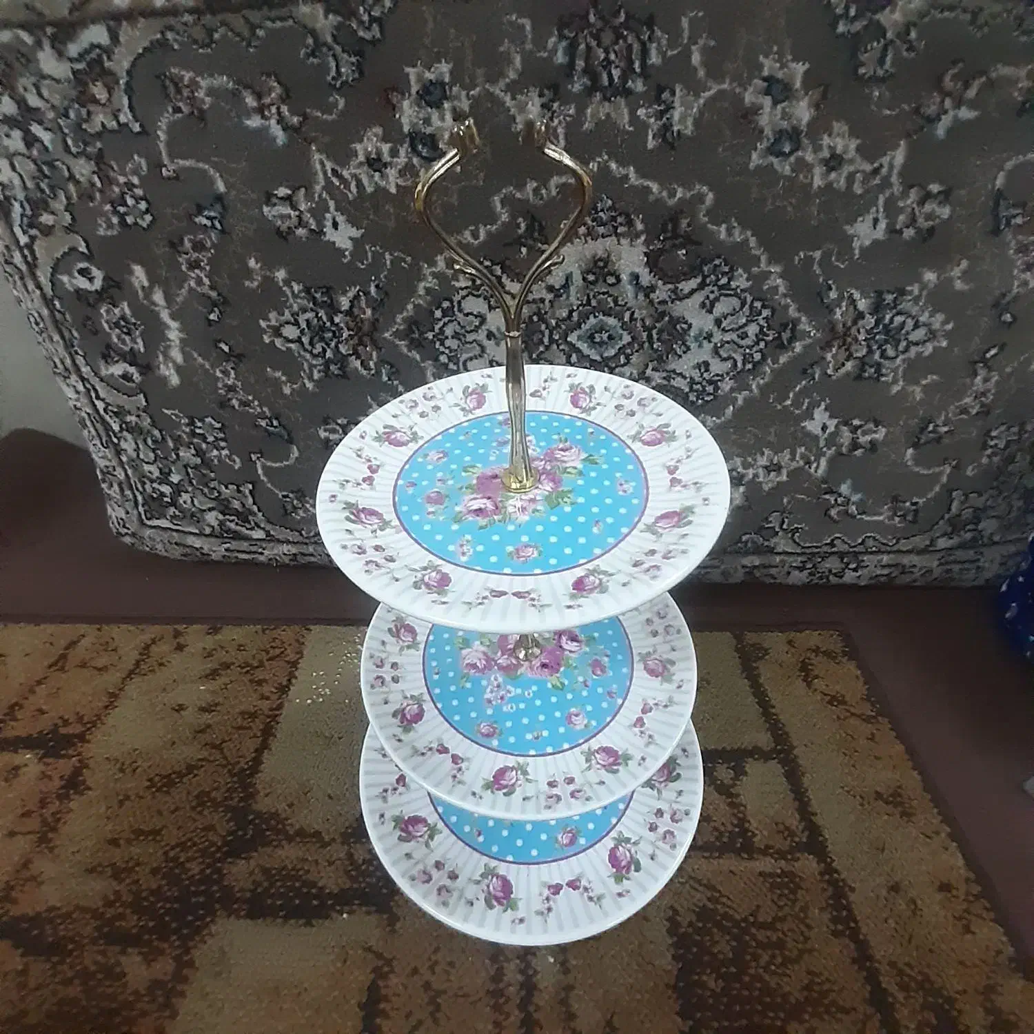 شکلات خوری چینی سه طبقه|ظروف سرو و پذیرایی|قم, شهرک سازمان آب|دیوار