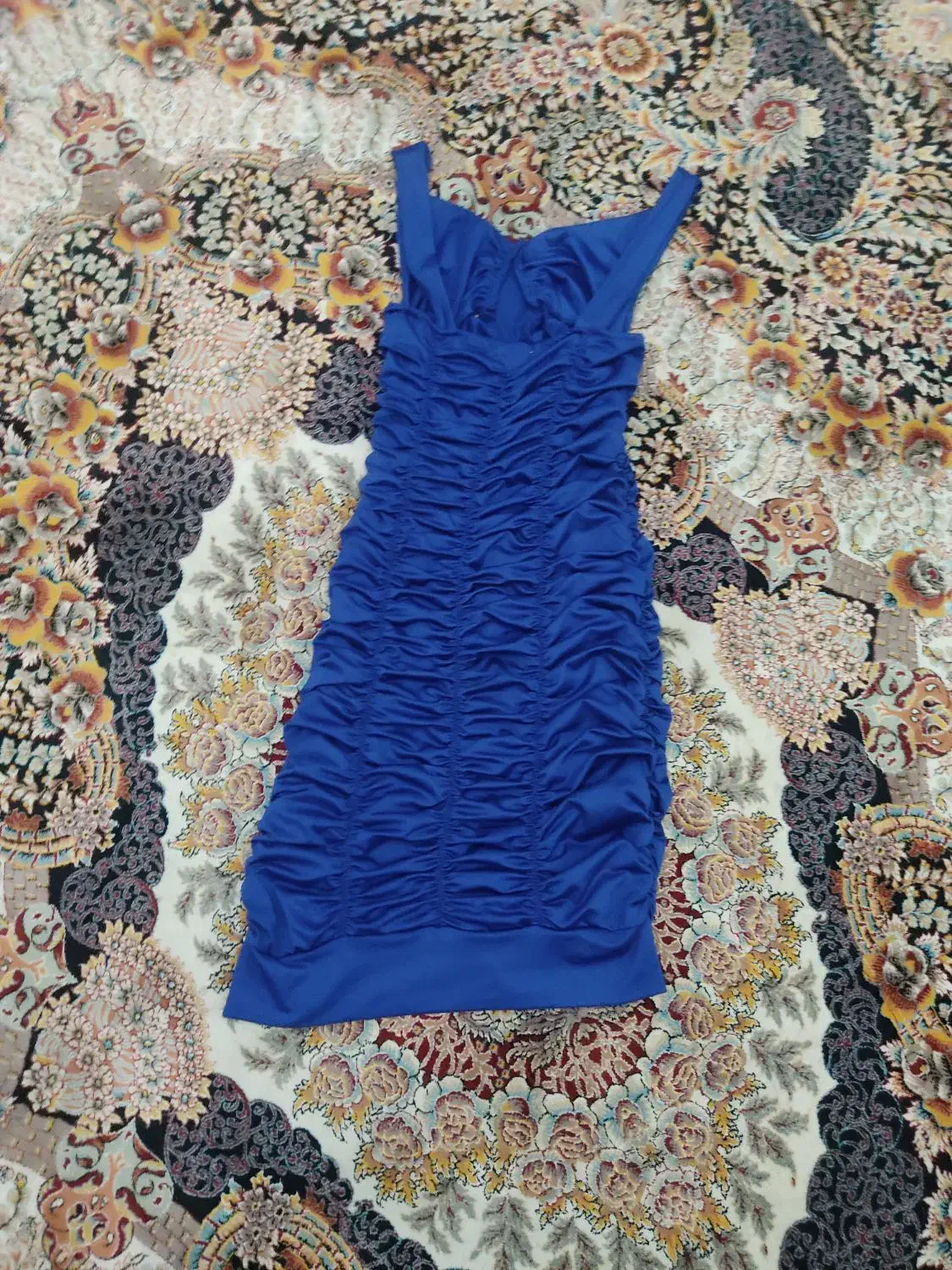 لباس مجلسی|لباس|رشت, فلسطین|دیوار