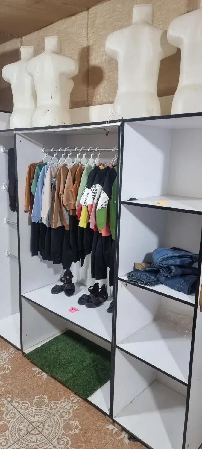 ویترین و دکور بوتیک لباس|فروشگاه و مغازه|خمین, |دیوار