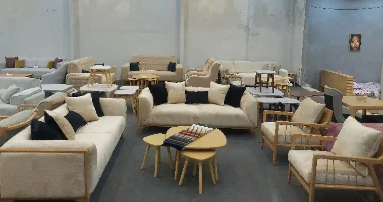 مبل و فرش ببر قسطی . فقط با یه کارت ملی|مبلمان خانگی و میز عسلی|شیراز, فرهنگ شهر|دیوار