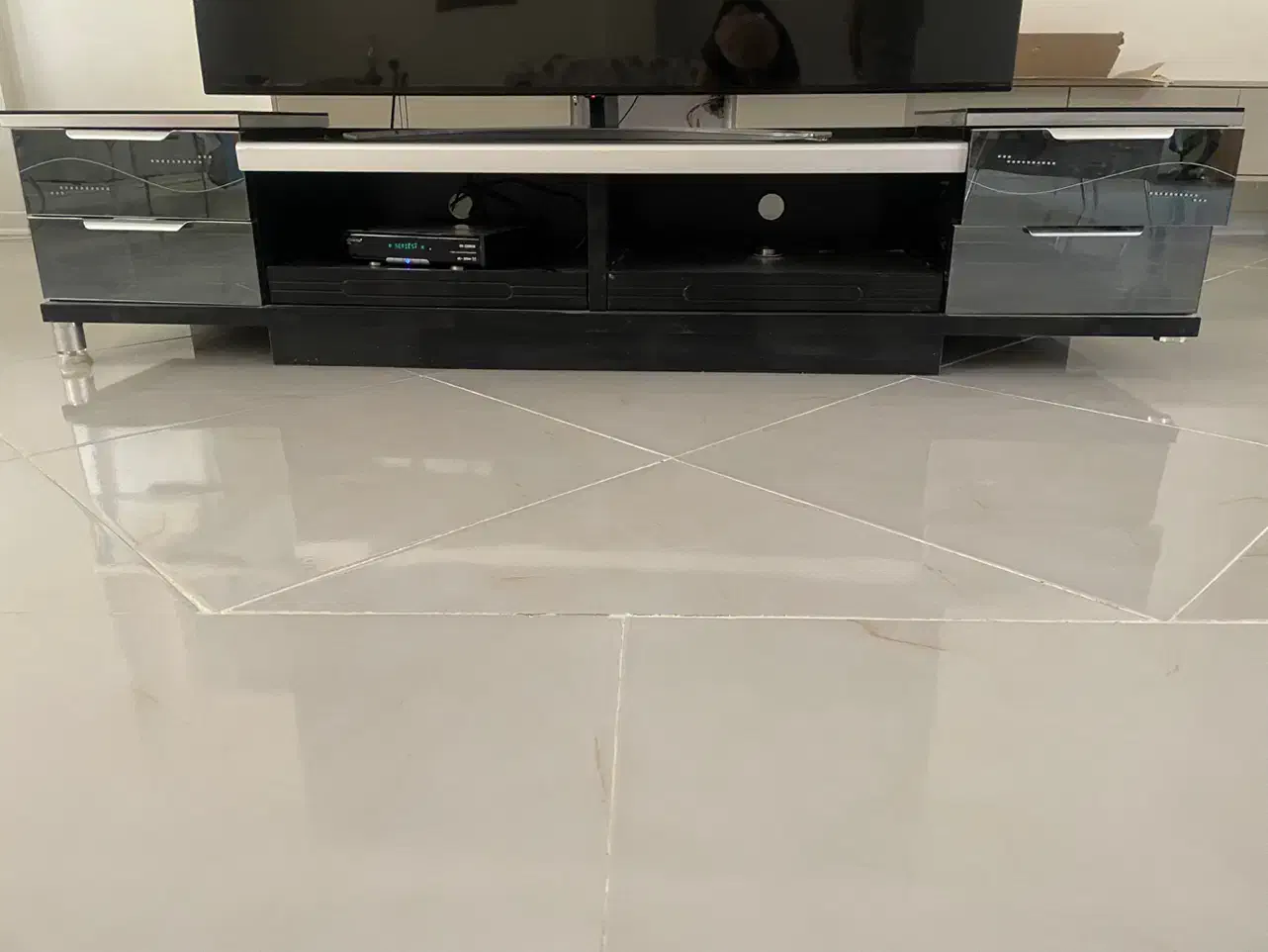 لوازم خانه|میز تلویزیون|آبادان, |دیوار