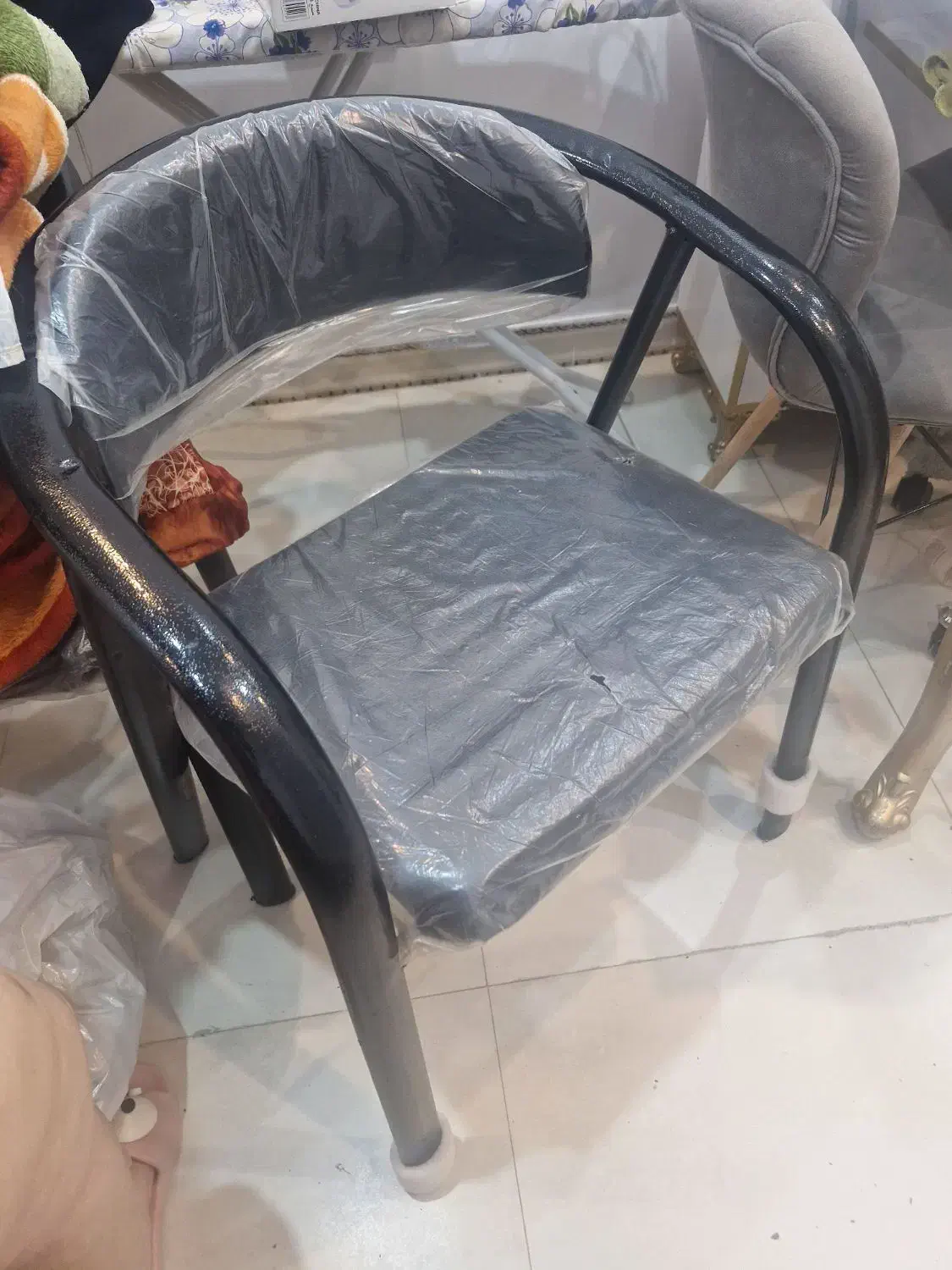 استند لاکژل سفارشی سازصندلی چرخدار و ثابت.میز ناخن|آرایشگاه و سالن‌های زیبایی|قرچک, مهدیه|دیوار