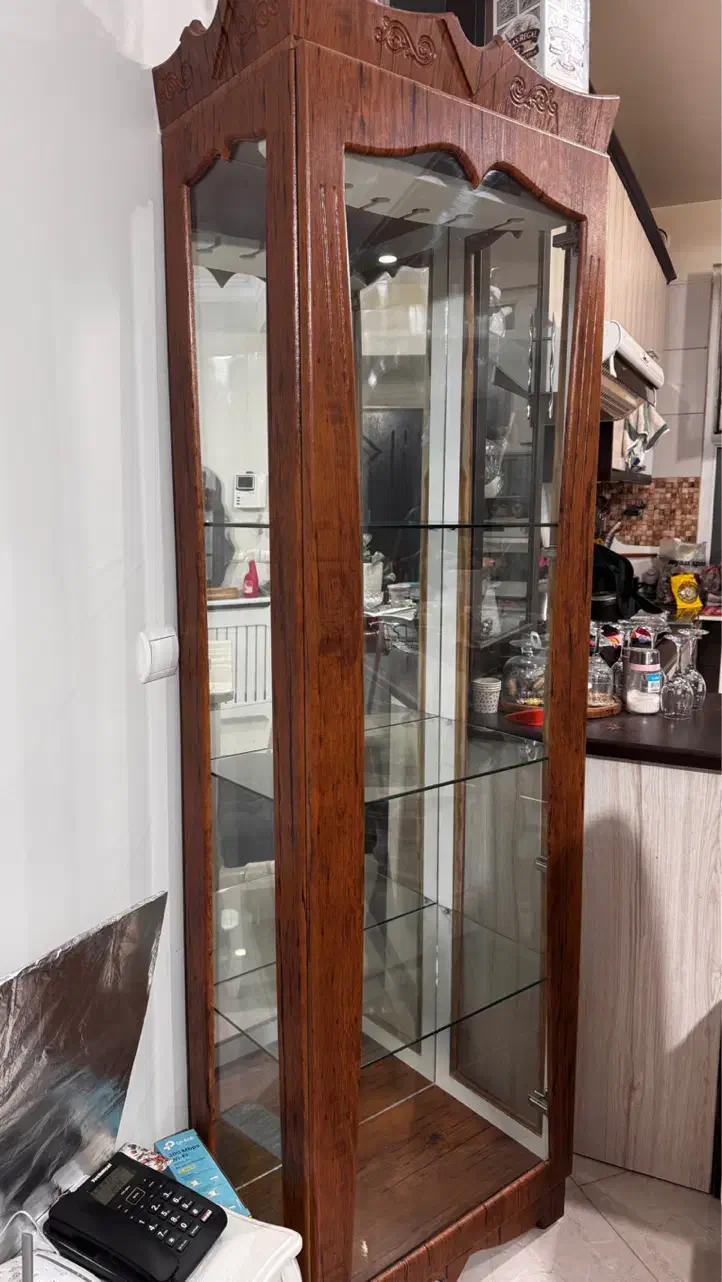 ویترین mdf روکش وکیوم|بوفه، ویترین، کنسول|تهران, مسعودیه|دیوار
