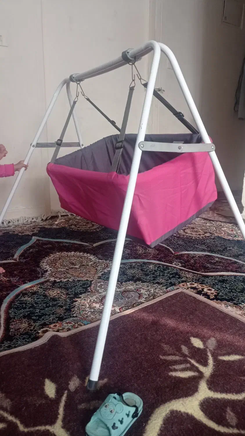 گهواره|اسباب و اثاث بچه|هشتگرد, هشتگرد قدیم|دیوار