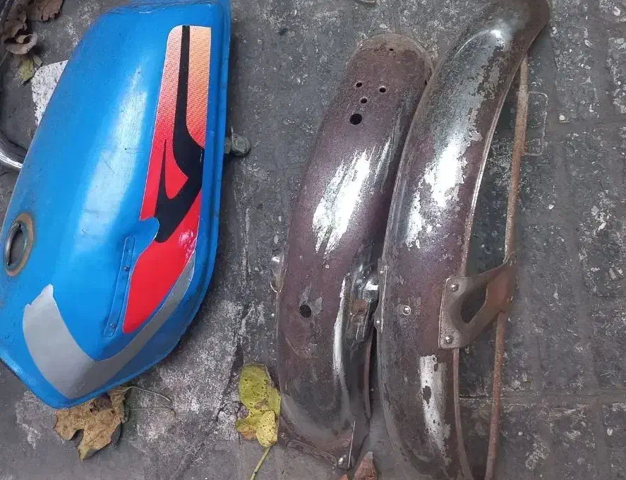 لوازم موتور 200|قطعات یدکی و لوازم جانبی|رشت, شهرک صبا|دیوار