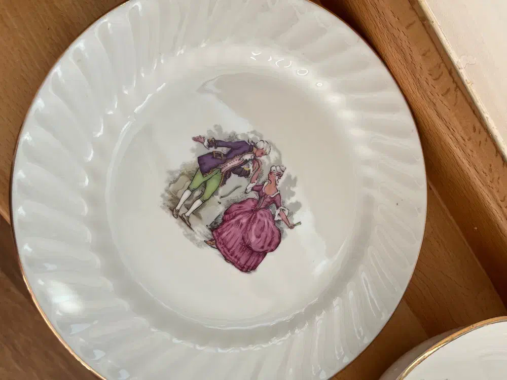 کاسه بشقاب قدیمی|ظروف سرو و پذیرایی|مشهد, احمدآباد|دیوار