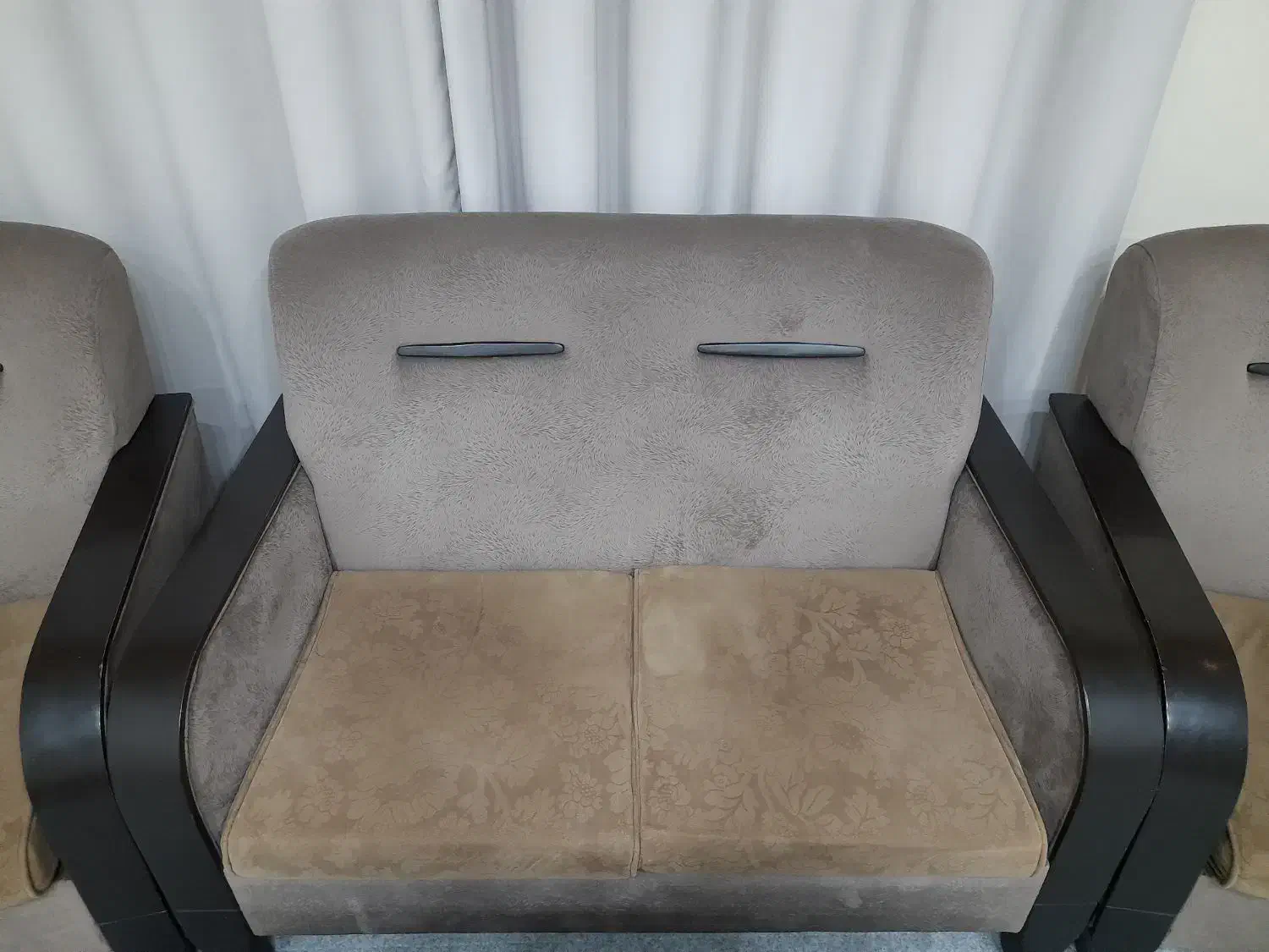 مبلمان نیم ست چهار نفره|مبلمان خانگی و میز عسلی|پرند, فاز ۶|دیوار