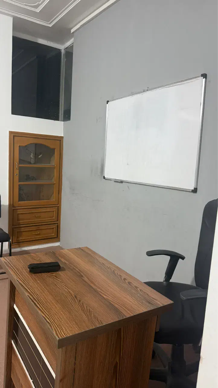 اجاره محیط و کلاس های آموزشگاه|اجارهٔ کوتاه‌مدت دفتر کار و فضای آموزشی|اصفهان, خانه اصفهان|دیوار