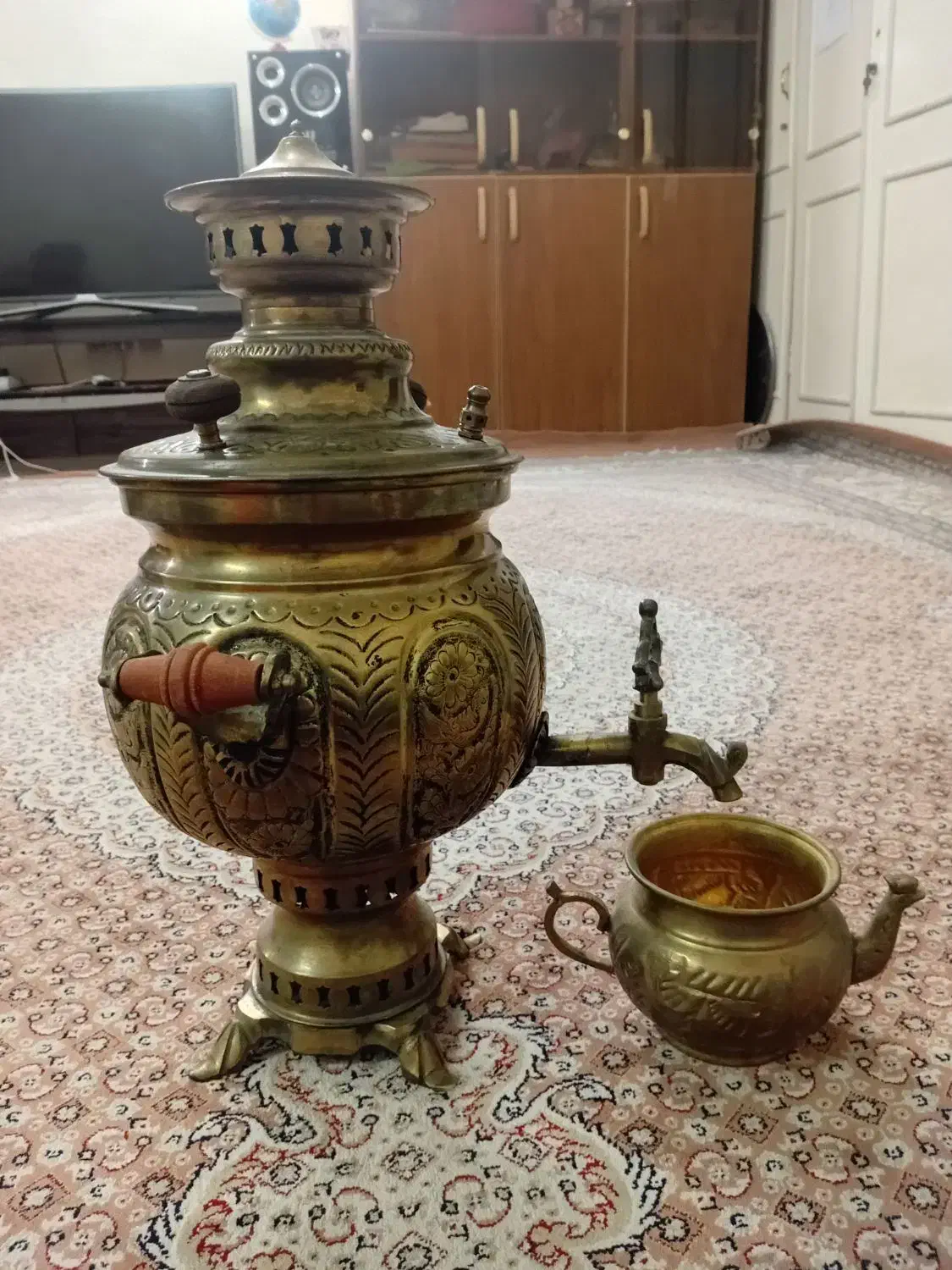 سماور برنج مناسب دکور بسیار شیک مجلسی|سماور، چایساز، قهوهساز|تهران, آذری|دیوار