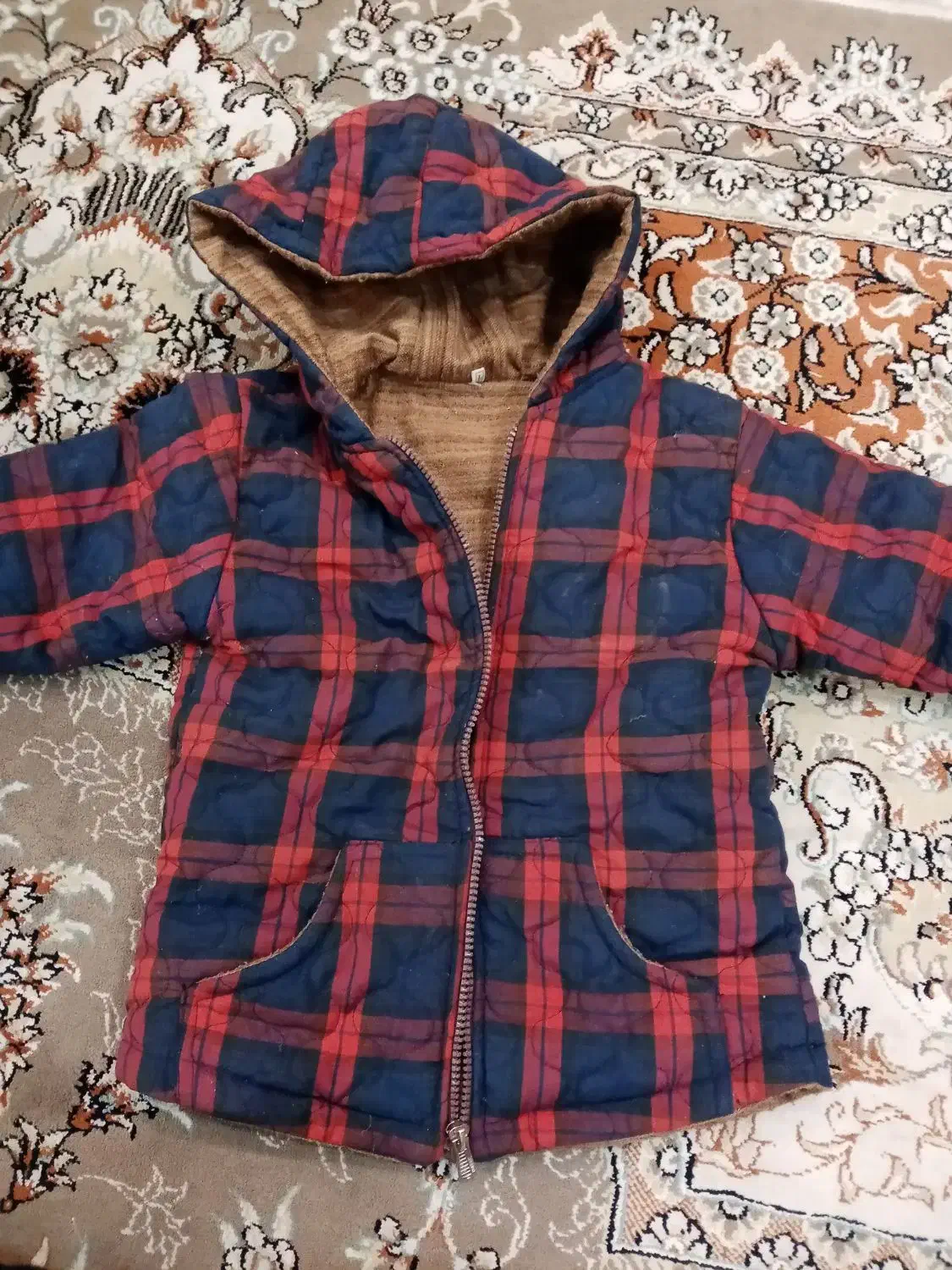 کاپشن بچه گانه|کفش و لباس بچه|نجف‌آباد, امام خمینی|دیوار