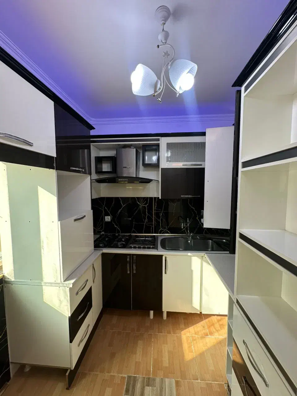 استخدام مشاور  املاک در سهند|استخدام بازاریابی و فروش|سهند, |دیوار