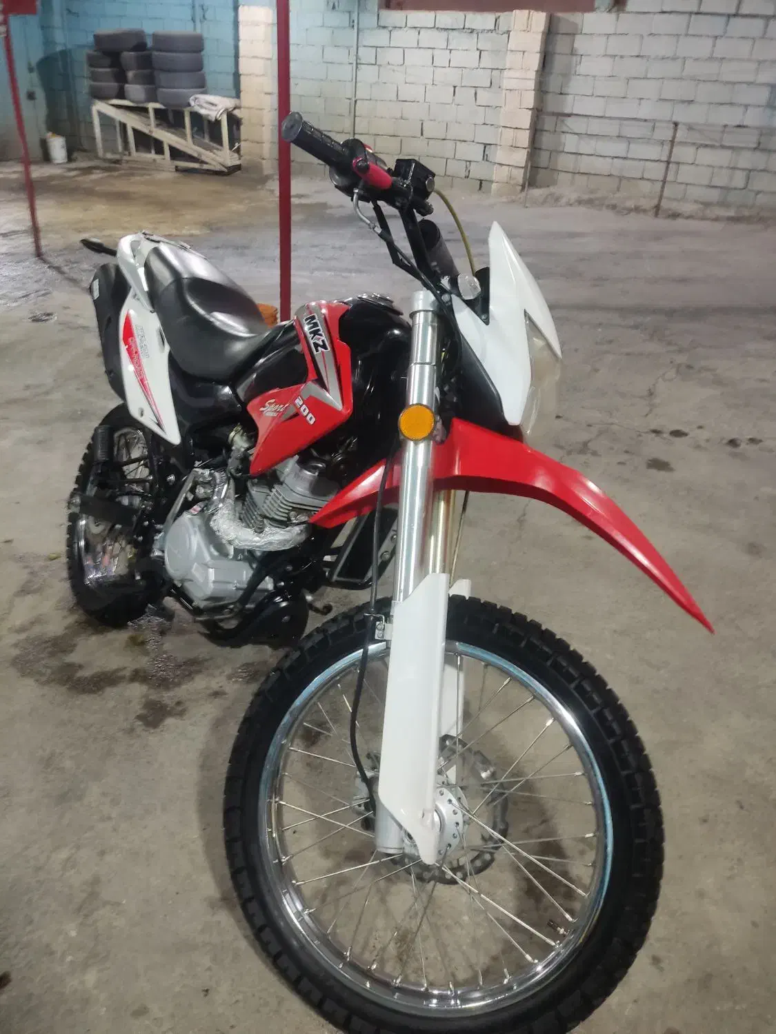 موتورتریل۲۰۰|موتورسیکلت|ایلام, |دیوار