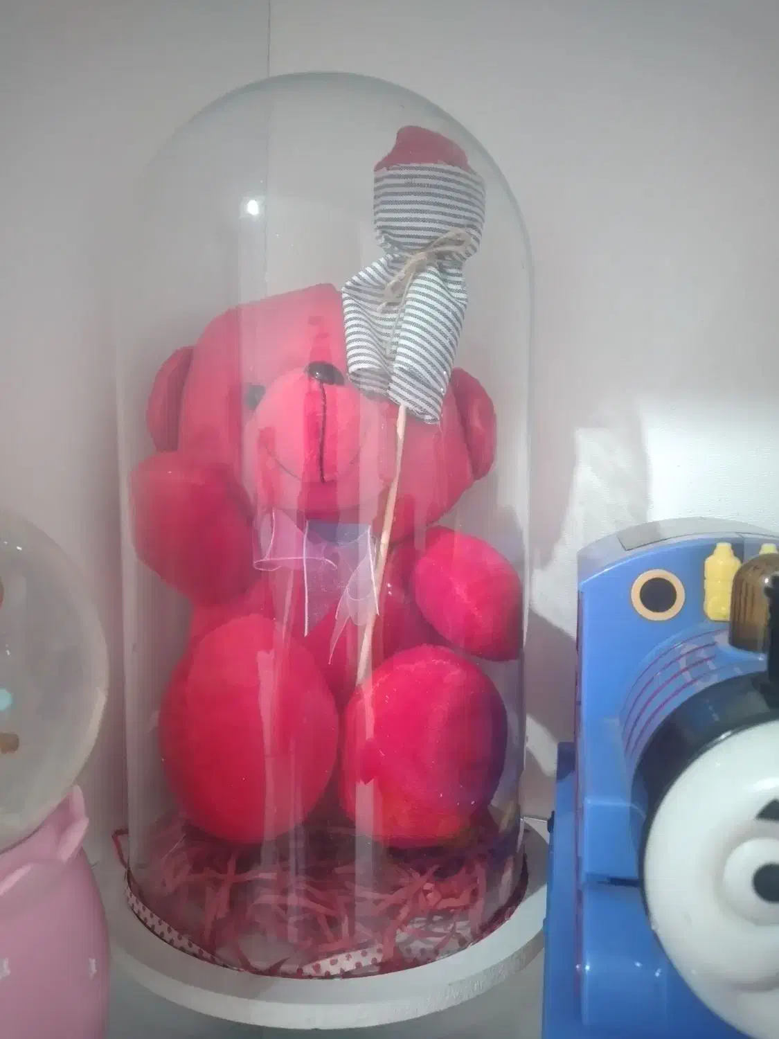 خرس نو|اسباب‌‌بازی|ری, دولت‌آباد|دیوار