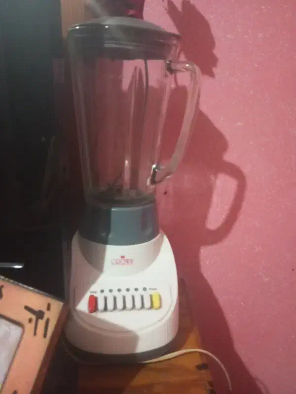 درحدنو|آبمیوه‌گیر و آب‌مرکبات‌گیر|رشت, پاره بیجار|دیوار