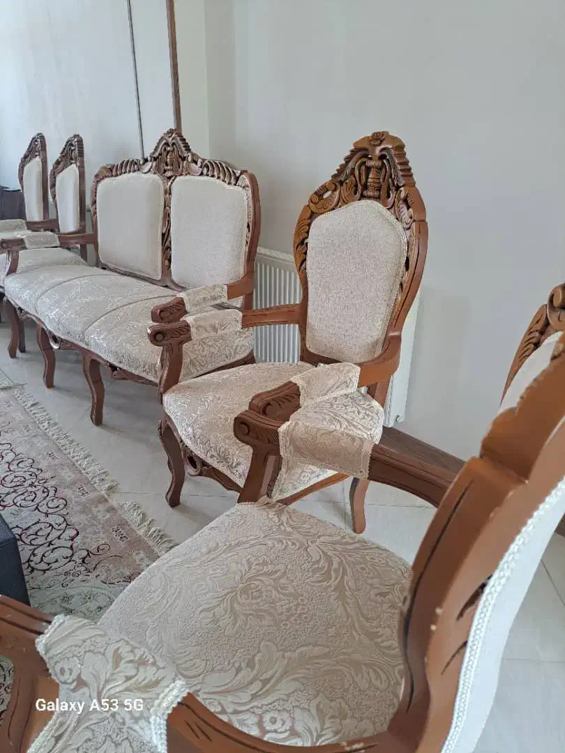 مبل 9 نفره|مبلمان خانگی و میز عسلی|رشت, گیل|دیوار