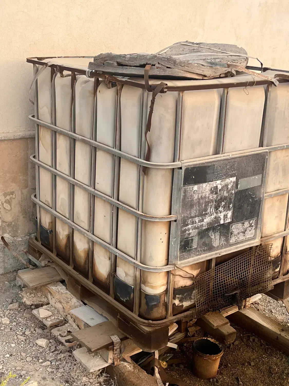 مخزن گازوئیل ۱۰۰۰ لیتری|مصالح و تجهیزات ساختمان|کیش, |دیوار