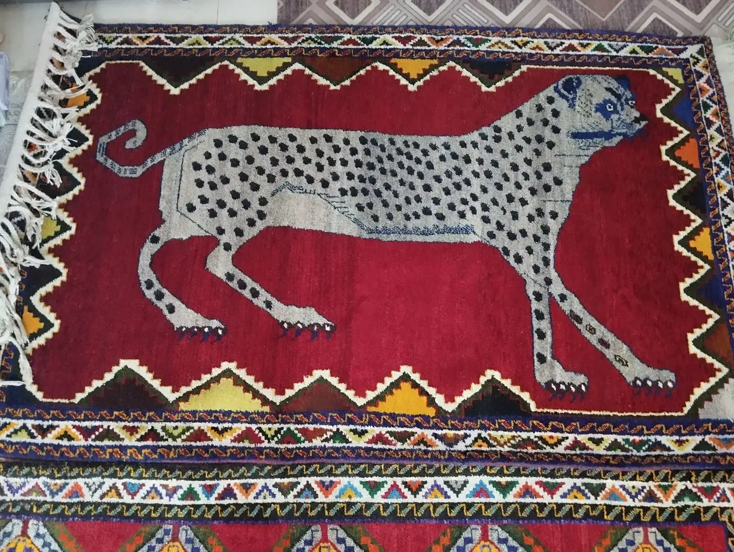 قالی دستباف قشقایی|فرش|صدرا-فارس, فاز ۲|دیوار