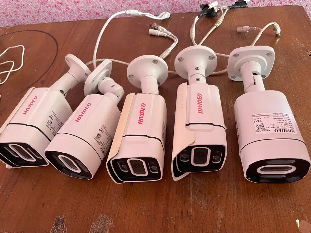 ۵ عدد دوربین مداربسته  hivideo|دوربین مداربسته|خلخال, |دیوار