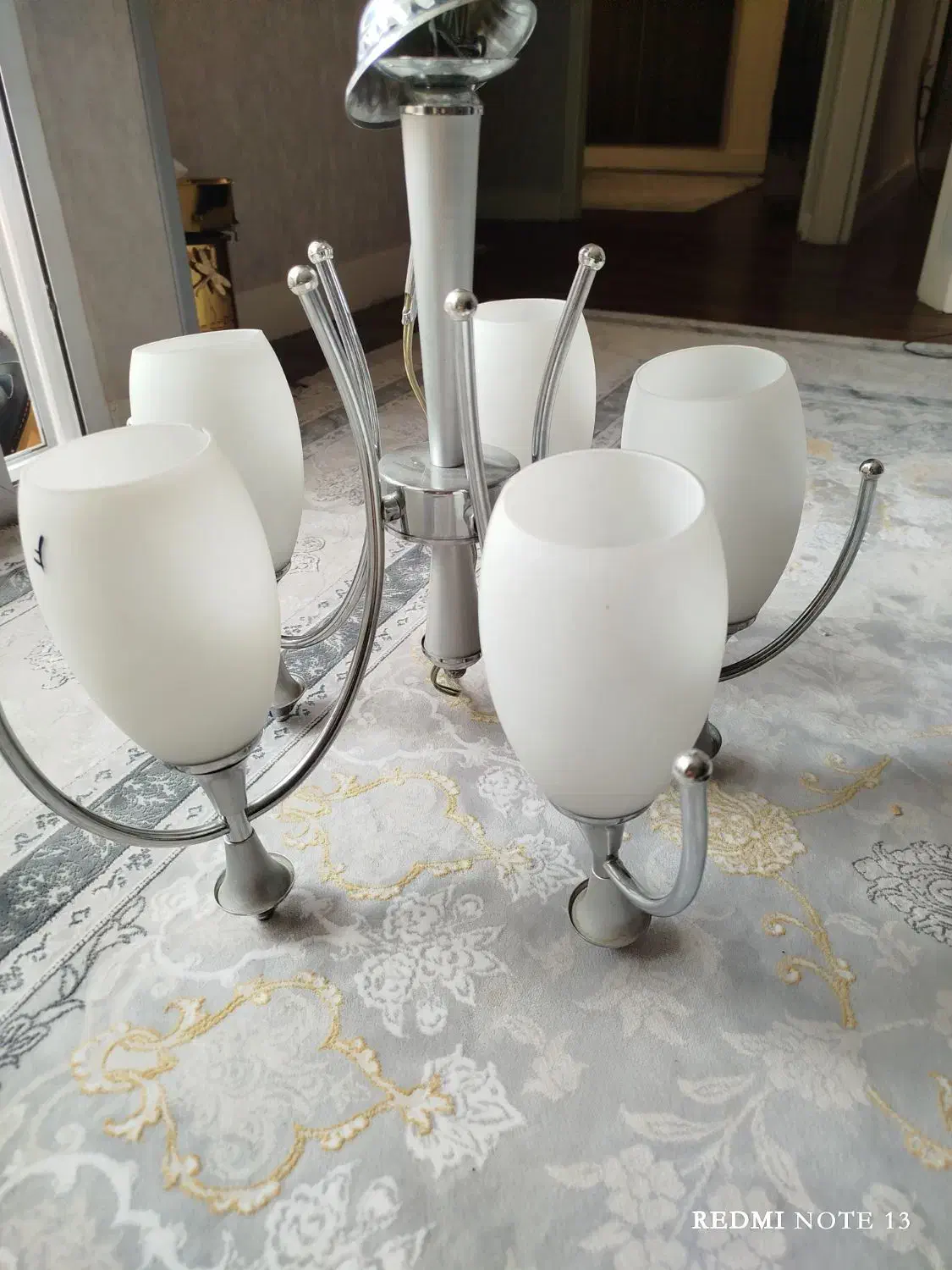 لوستر|لوستر و چراغ آویز|شاهین‌شهر, نبوت|دیوار