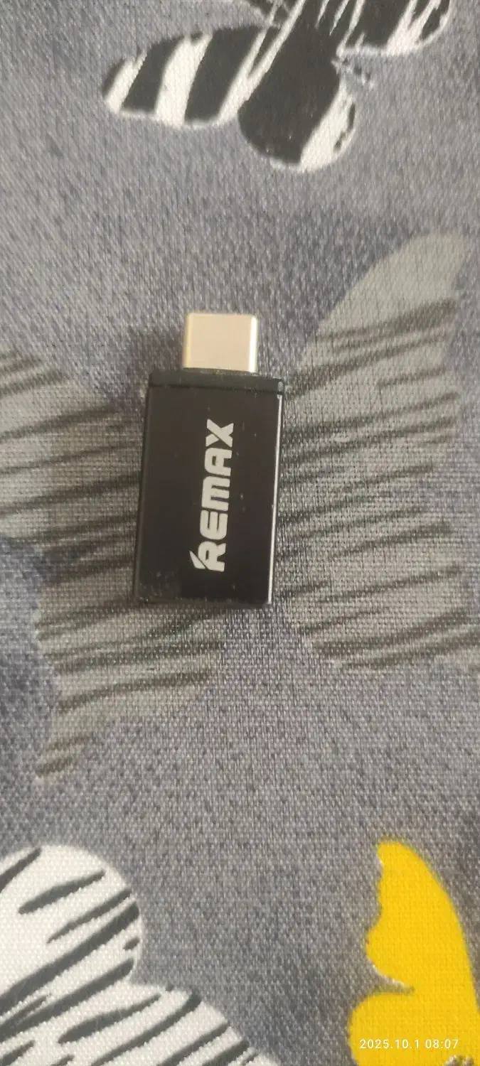 سالم استفاده نشده 70000تومان اوتی جی برای فلش هست|لوازم جانبی موبایل و تبلت|شیراز, سعدیه جنوبی|دیوار