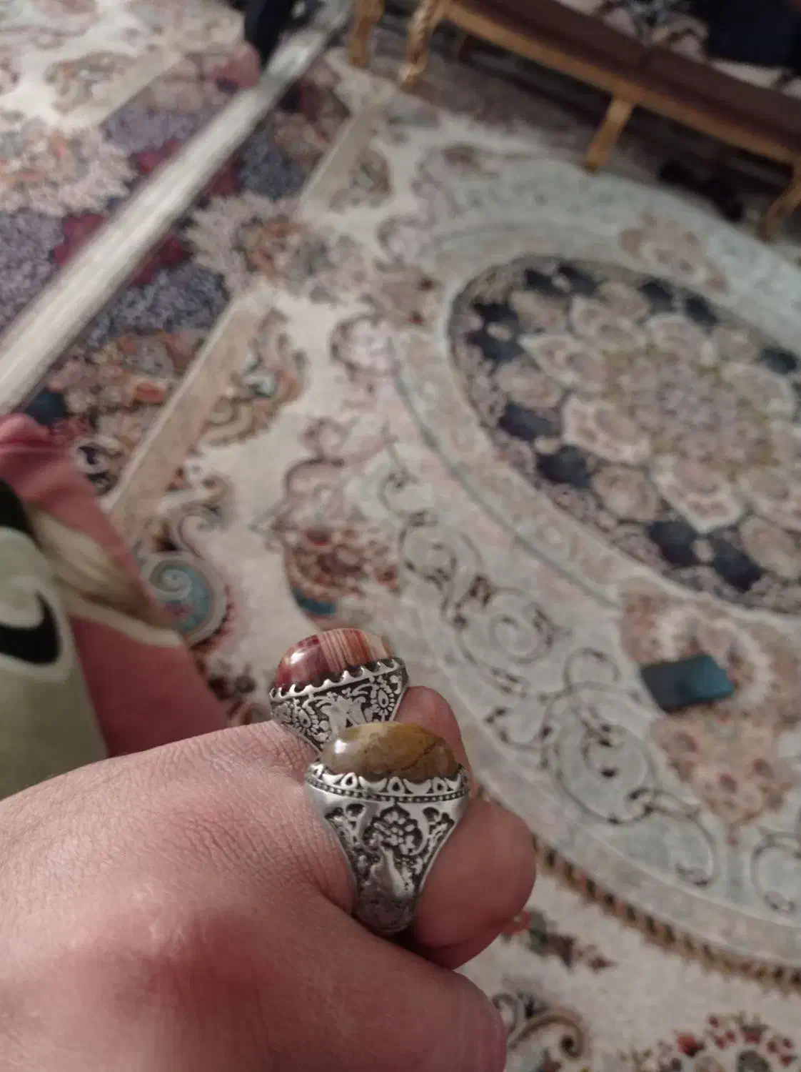 انگشتر نقره|جواهرات|ابریشم, |دیوار