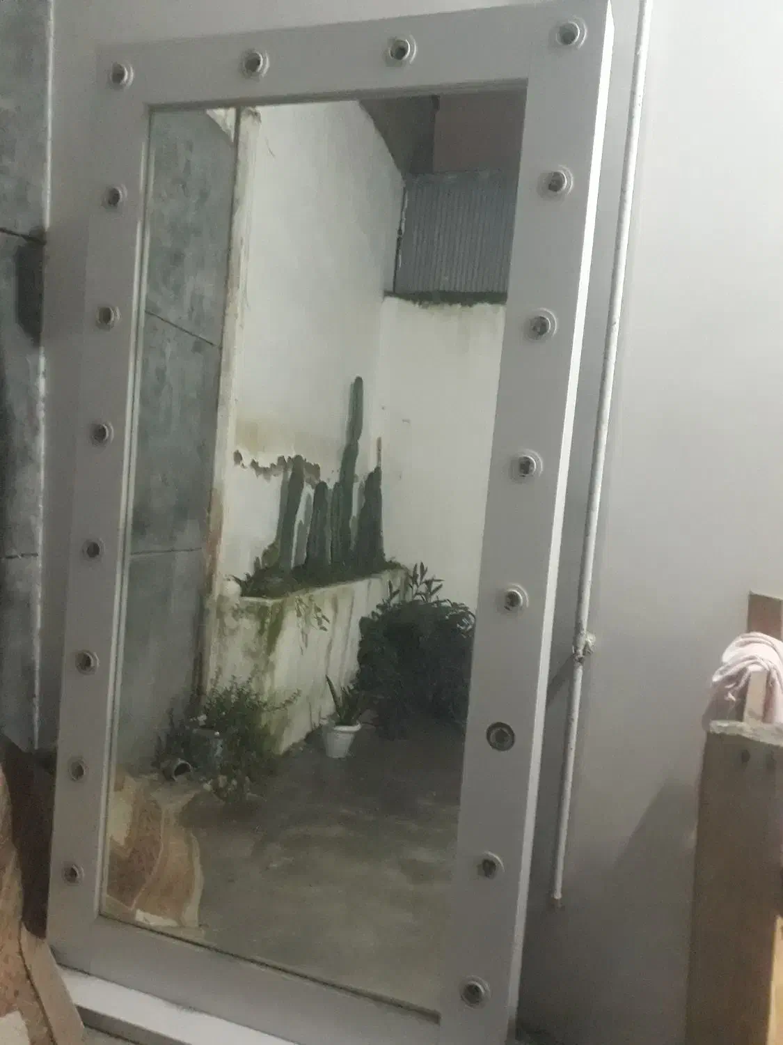 اینه قدی|آینه|کیلان, |دیوار