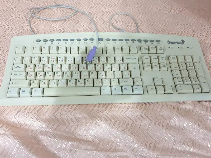 کیبورد کامپیوتر|قطعات و لوازم جانبی رایانه|نجف‌آباد, منتظری شمالی|دیوار