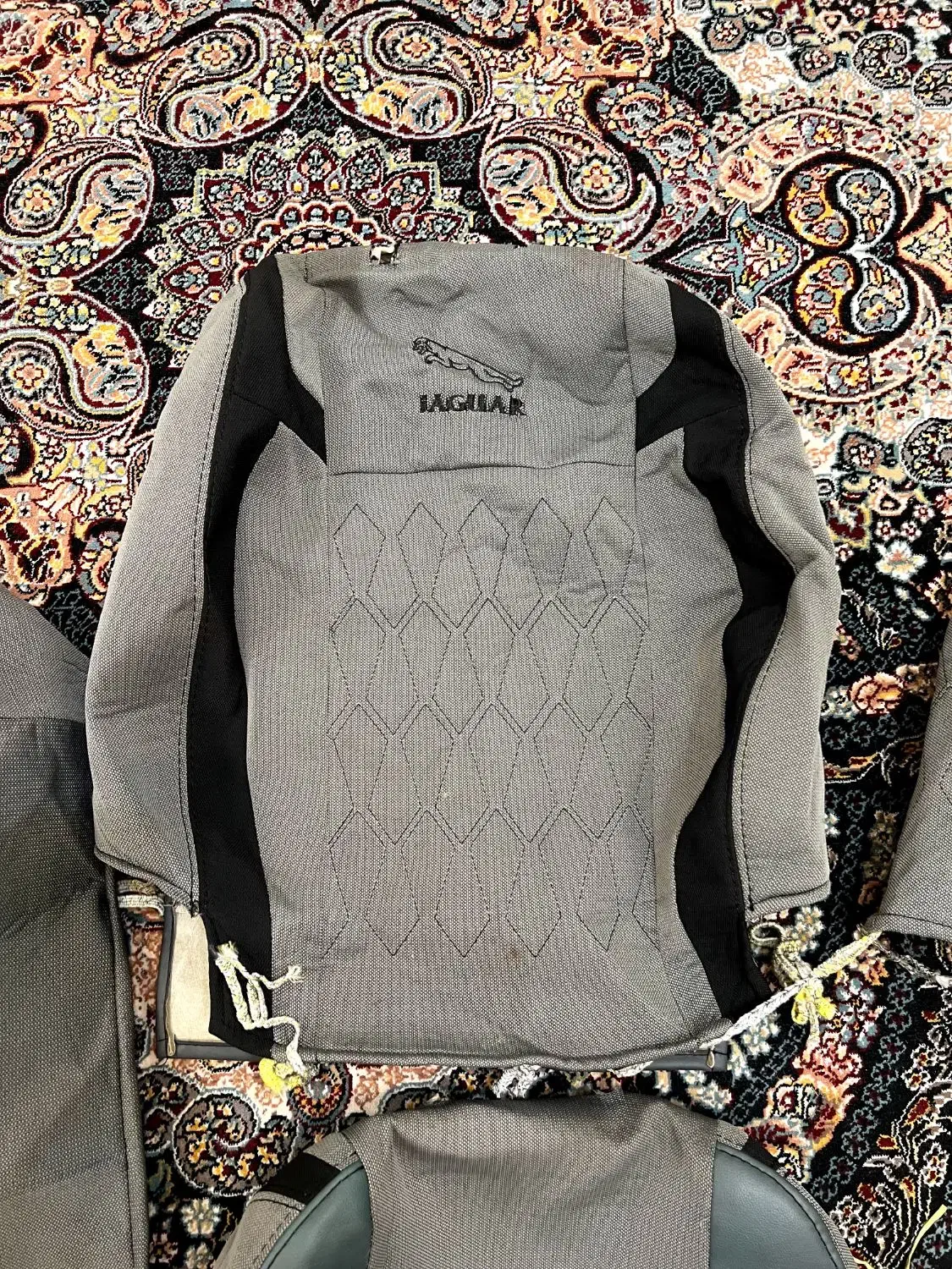 روکش صندلی 111و132سالم تمیز بدون پارگی|قطعات یدکی و لوازم جانبی|رشت, یخسازی|دیوار