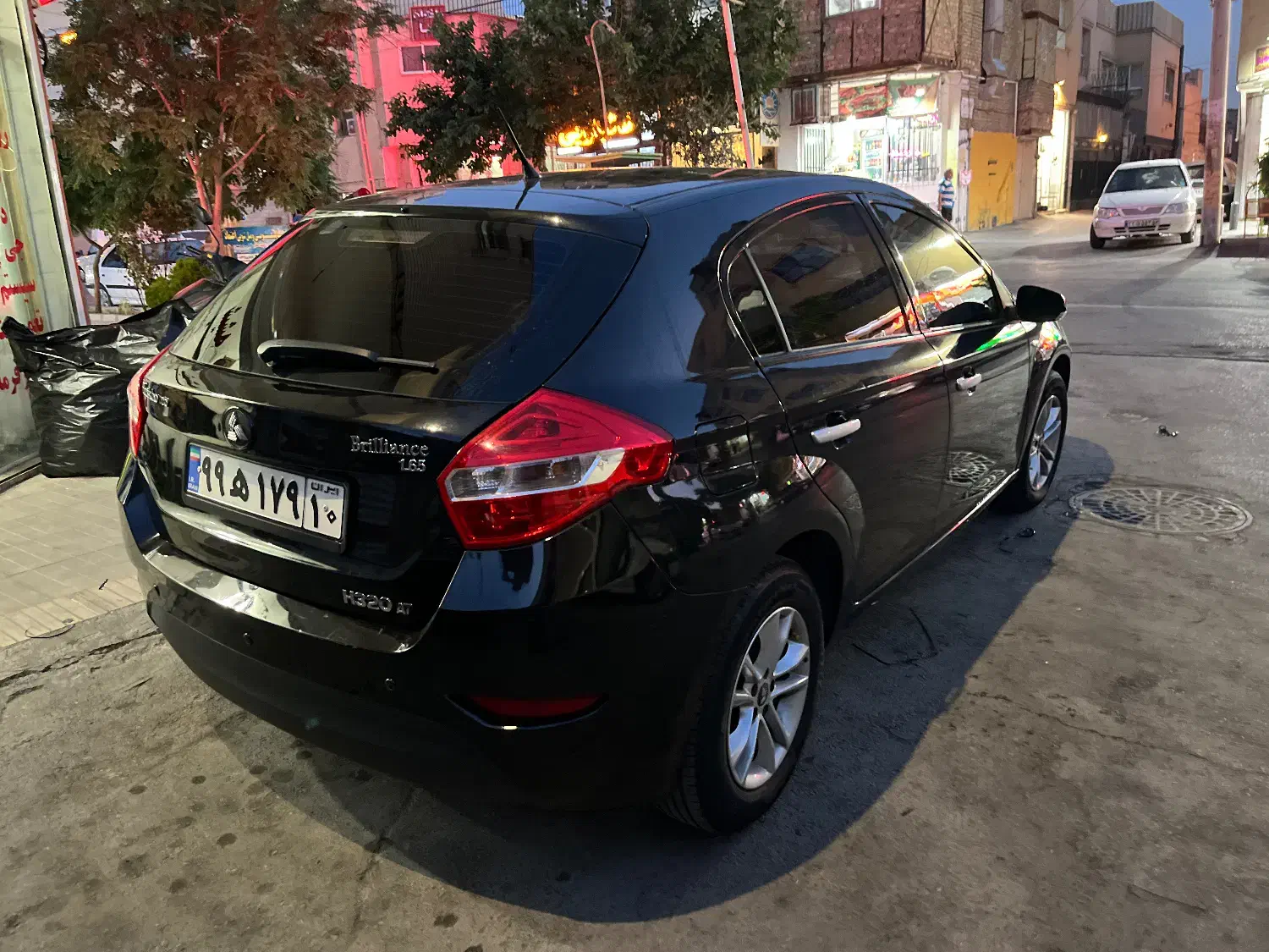 نصب فوق تخصصی شیشه دودی با ضمانت کتبی ۵ ساله|خدمات موتور و ماشین|اصفهان, همت‌آباد|دیوار