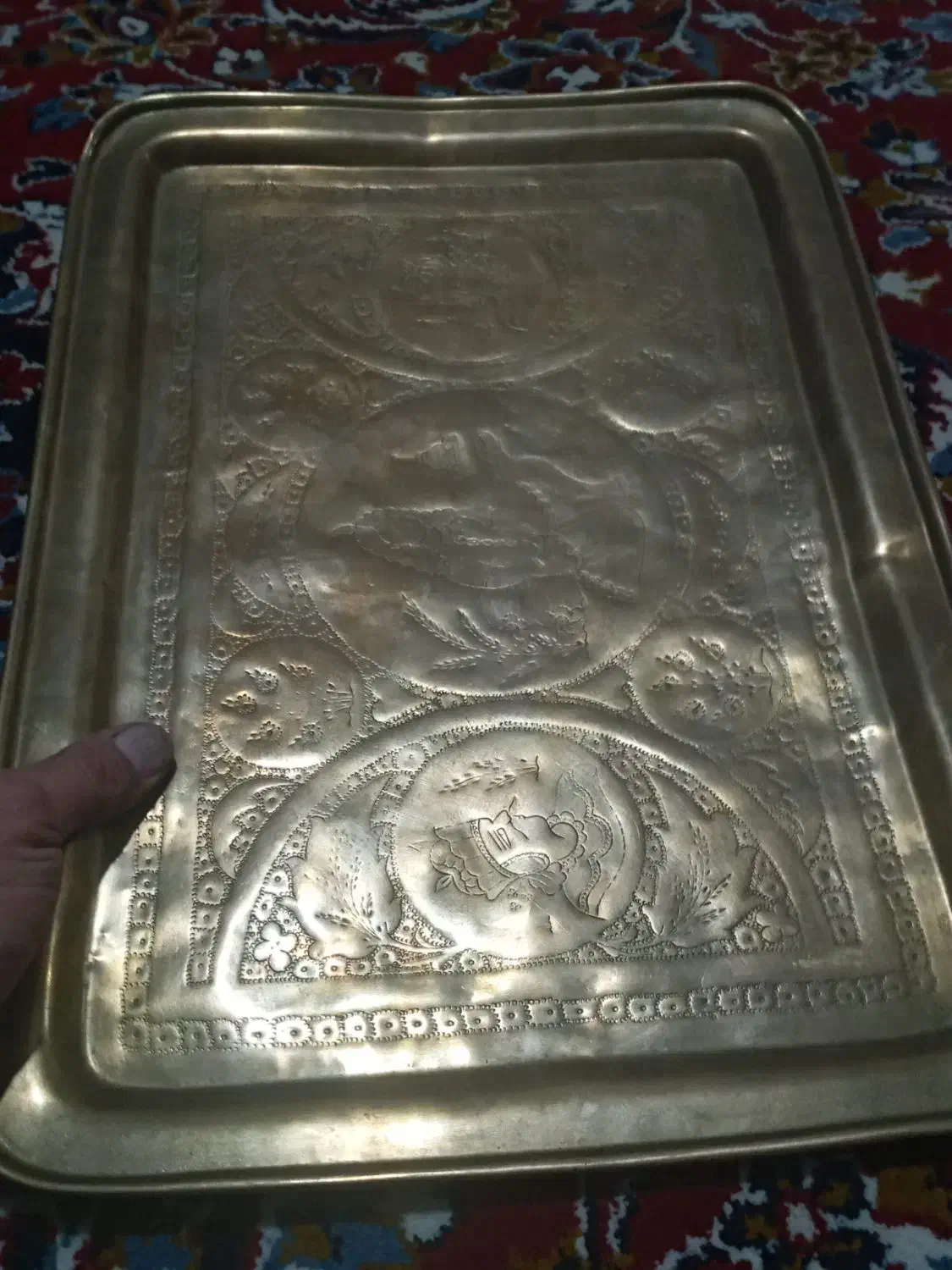 سینی قدیمی قلم کار برنجی|کلکسیون اشیاء عتیقه|کرمانشاه, |دیوار