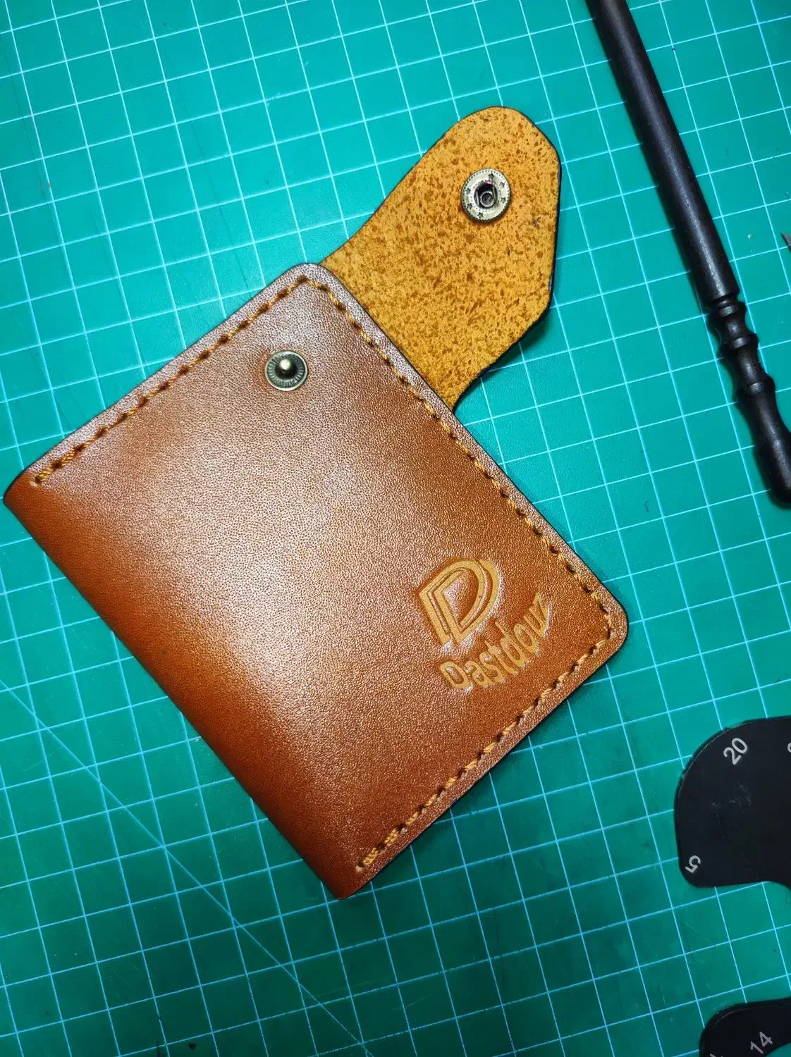 جا کارتی دست دوز با چرم طبیعی|کیف، کفش، کمربند|رفسنجان, |دیوار