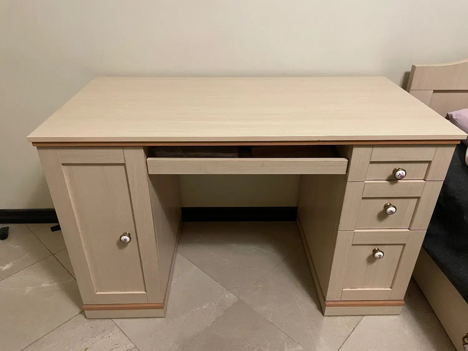 میز تحریر|میز تحریر و کامپیوتر|تهران, سوهانک|دیوار