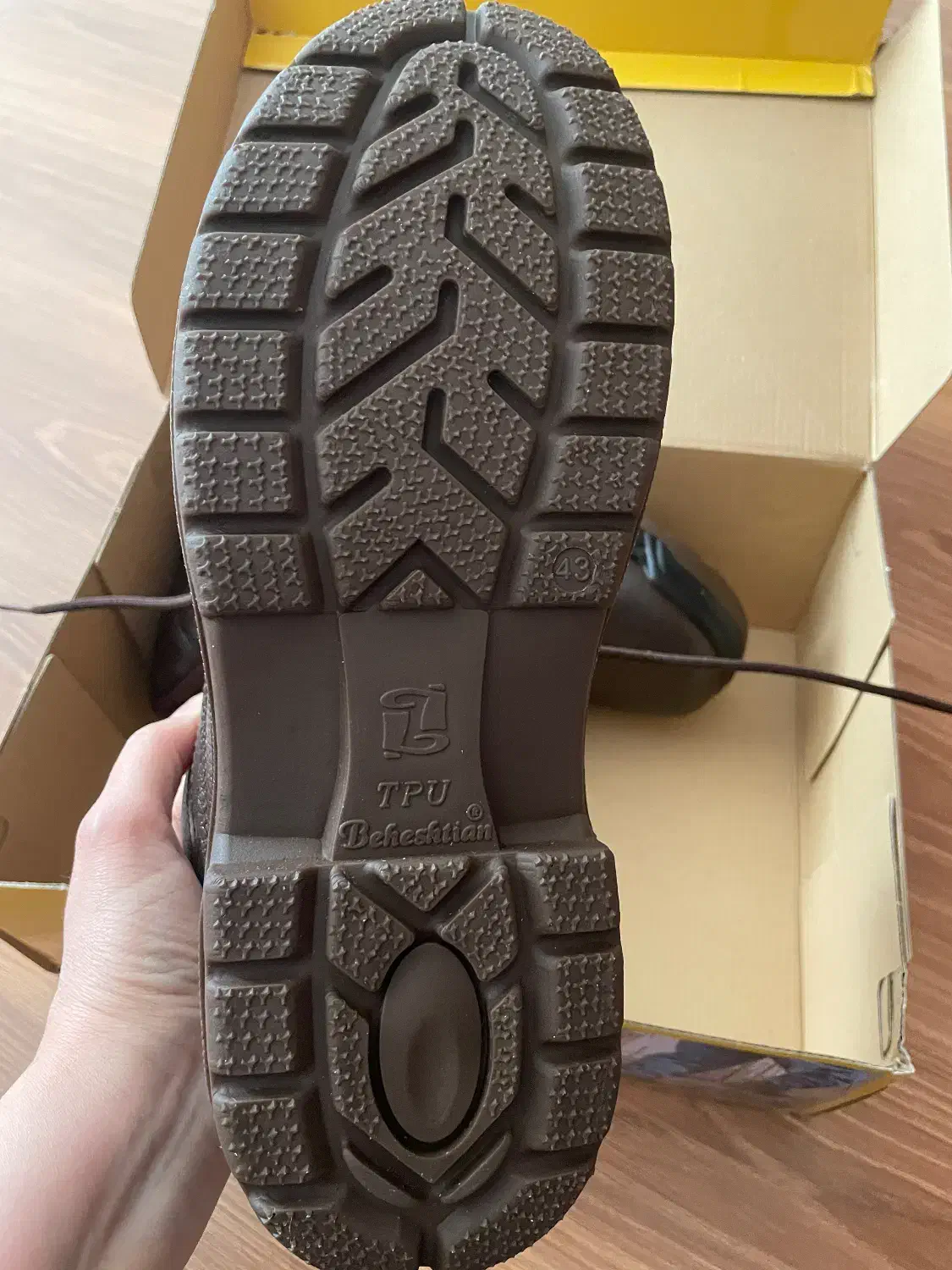 کفش ایمنی|کیف، کفش، کمربند|کرج, عظیمیه|دیوار