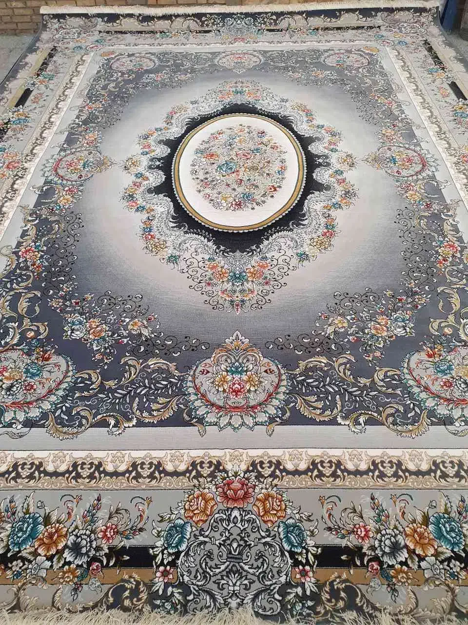 فرش ۱۲ متری با ضخامت کاشان/۷۰۰ شانه/تمام اکرلیک|فرش|سنندج, |دیوار